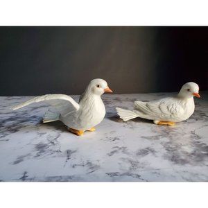 Vintage HOMCO Pair of White Porcelain Dove Love Birds Figurines #8856